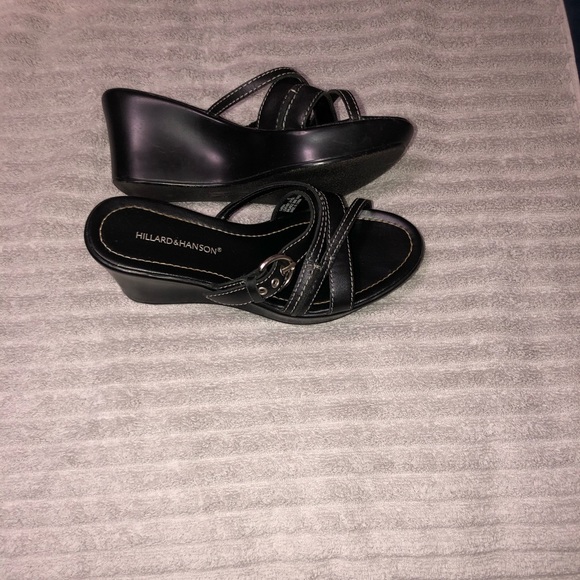 Hillard & Hanson Heeled Slip on Sandals